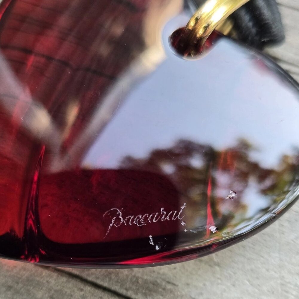 Baccarat Red Crystal Heart Pendant Necklace Black Satin Cord Gold Tone Accents - Picture 5 of 6